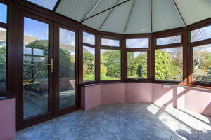 Photo 32- click for photo gallery